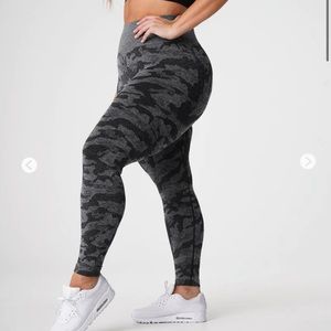 Black Camo Seamless Leggings